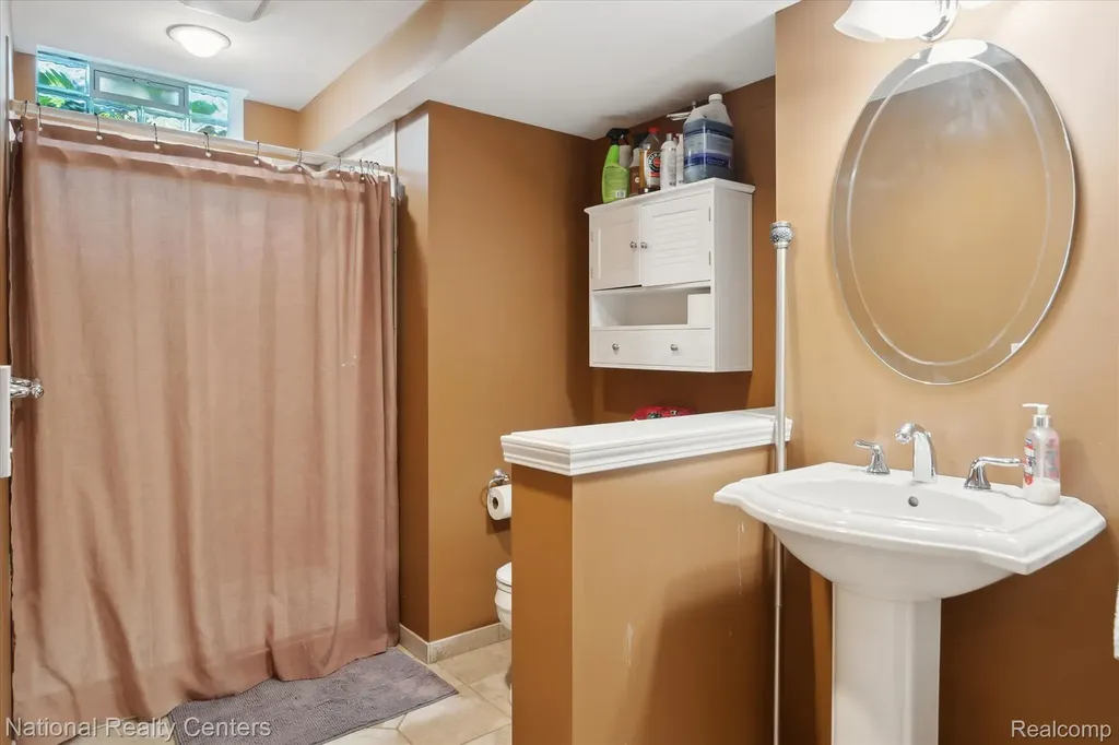 5885 Fairborn Canton Charter Township MI 48187