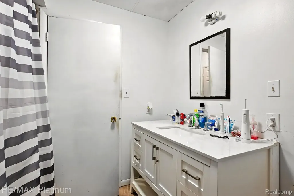 110 W Grand River Road Webberville Village MI 48892