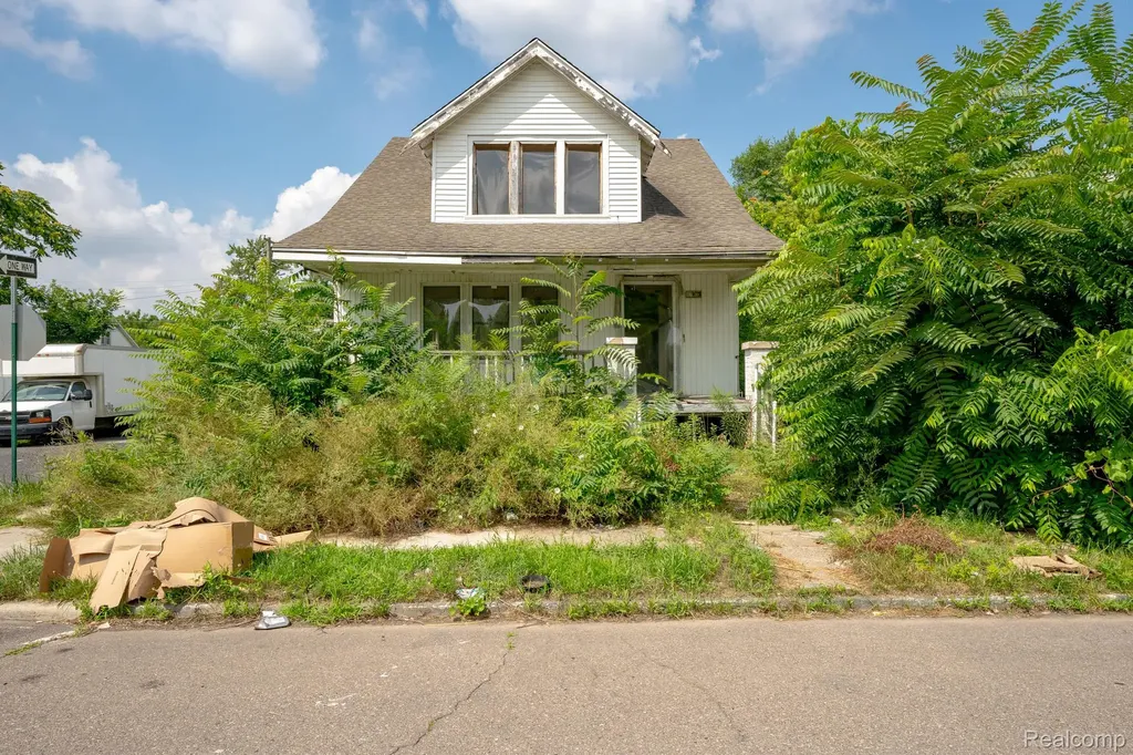 17403 Goddard Street Detroit City MI 48212