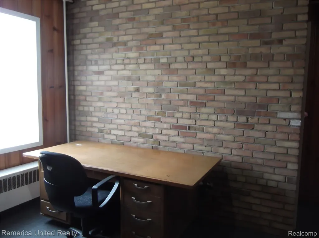 121 E Walled Lake Drive Walled Lake City MI 48390
