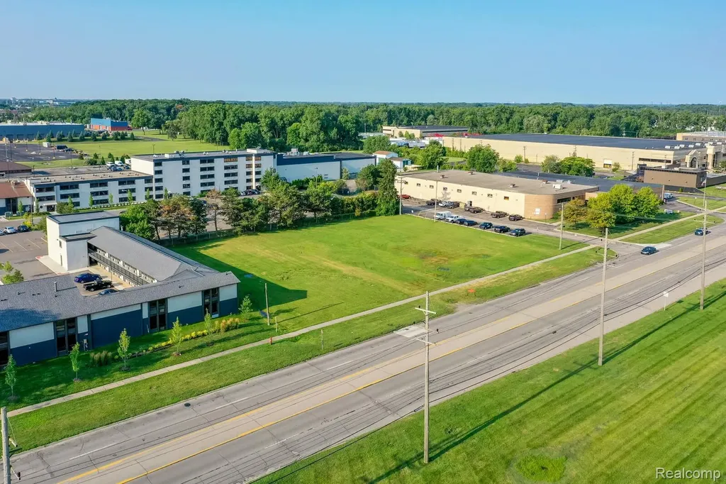 7700 15 Mile Road Sterling Heights City MI 48312