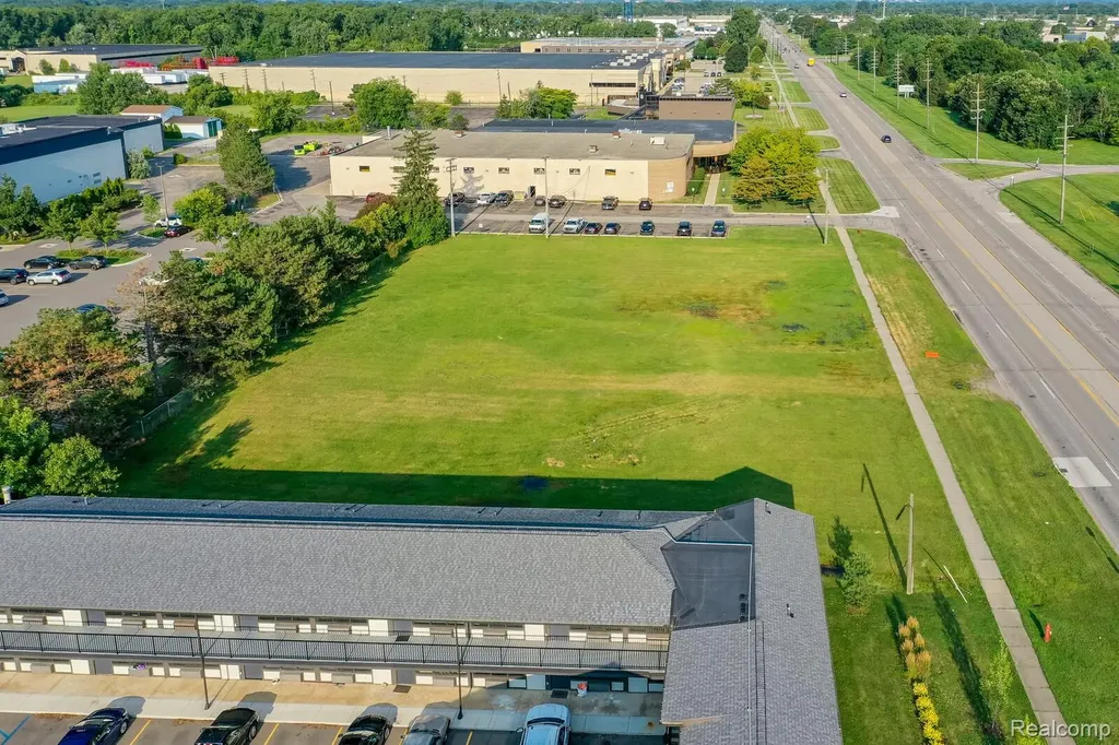 7700 15 Mile Road Sterling Heights City MI 48312