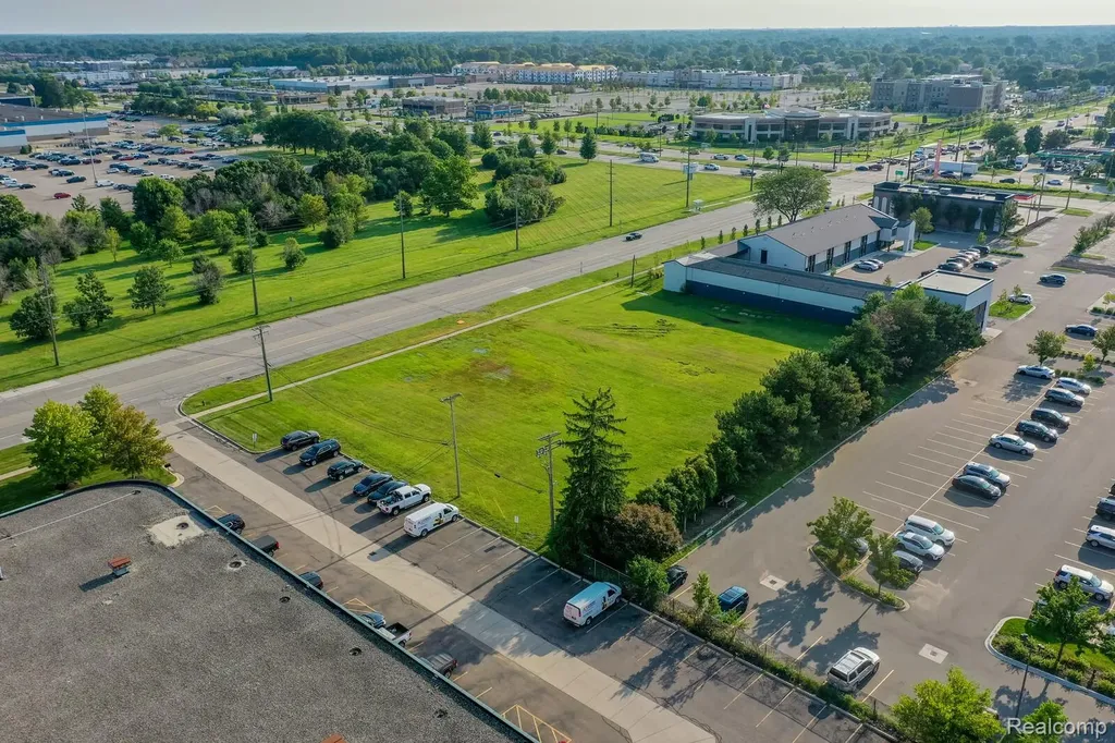 7700 15 Mile Road Sterling Heights City MI 48312