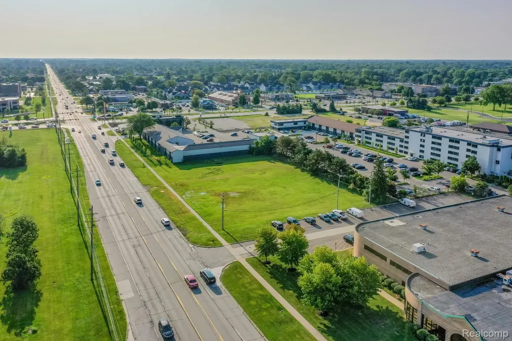 7700 15 Mile Road Sterling Heights City MI 48312