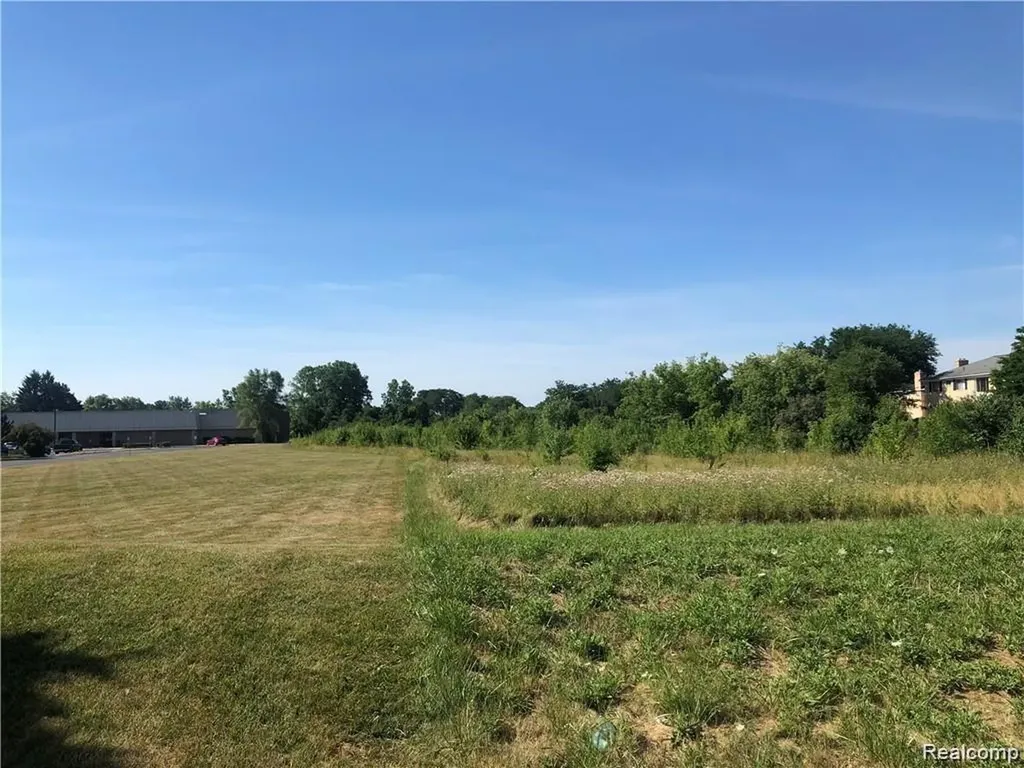 5555 E Hill Road Grand Blanc Charter Township MI 48439