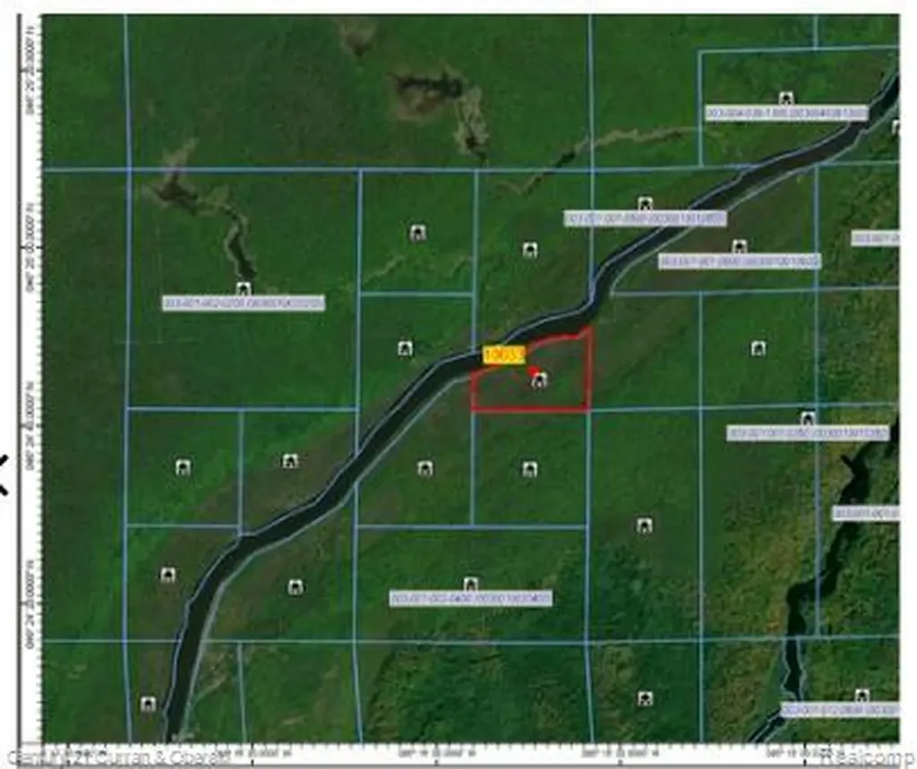 0000 Tahquamenon River (shore) Mcmillan Township MI 49868