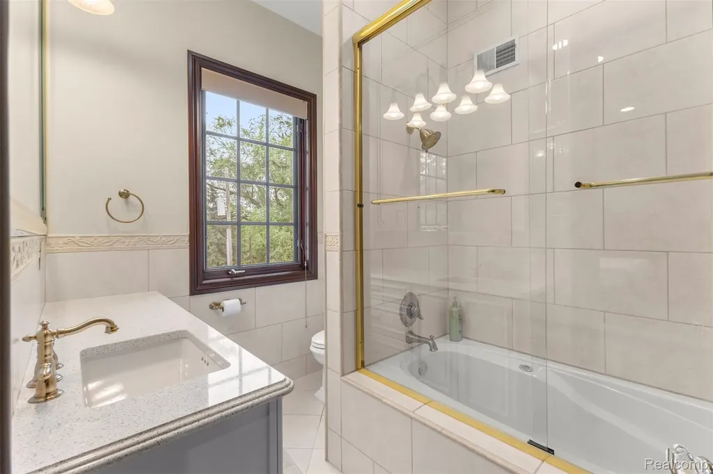 18585 Sheldon Road Northville City MI 48168