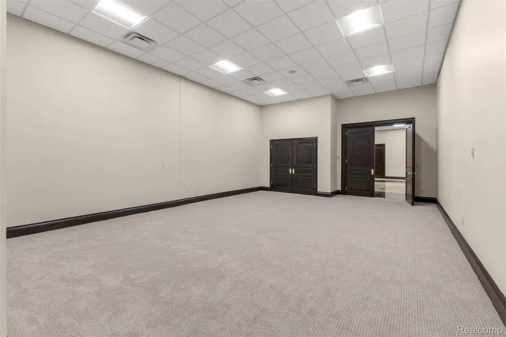 18585 Sheldon Road Northville City MI 48168