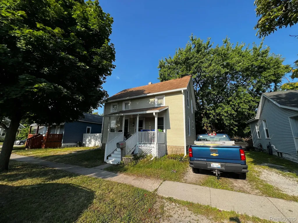 1623 8th Street Port Huron City MI 48060