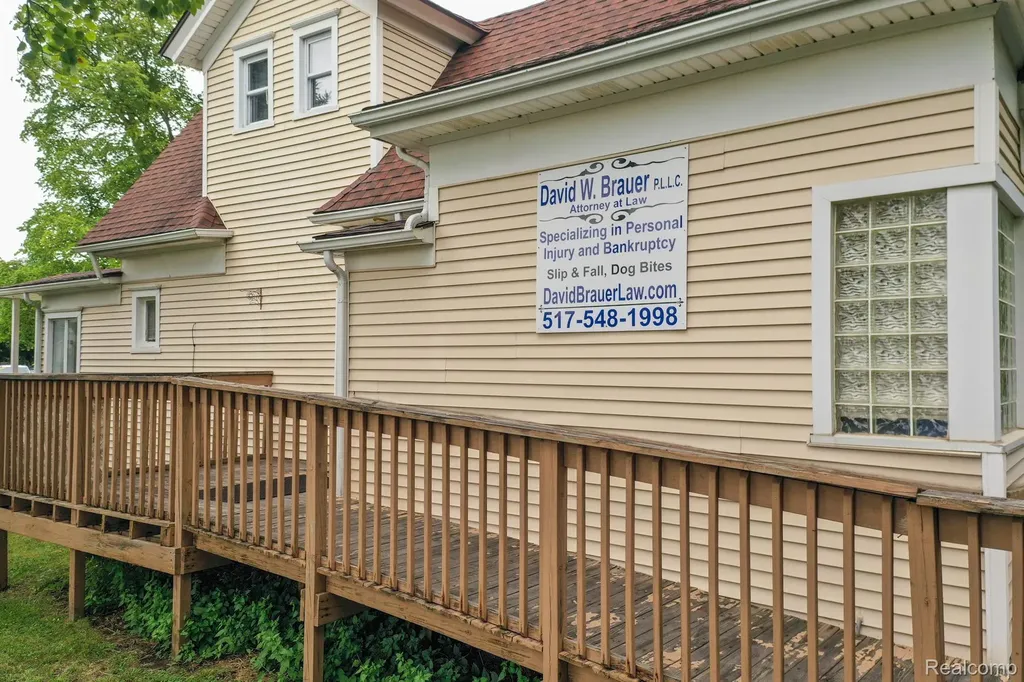 515 E Grand River Avenue Howell City MI 48843
