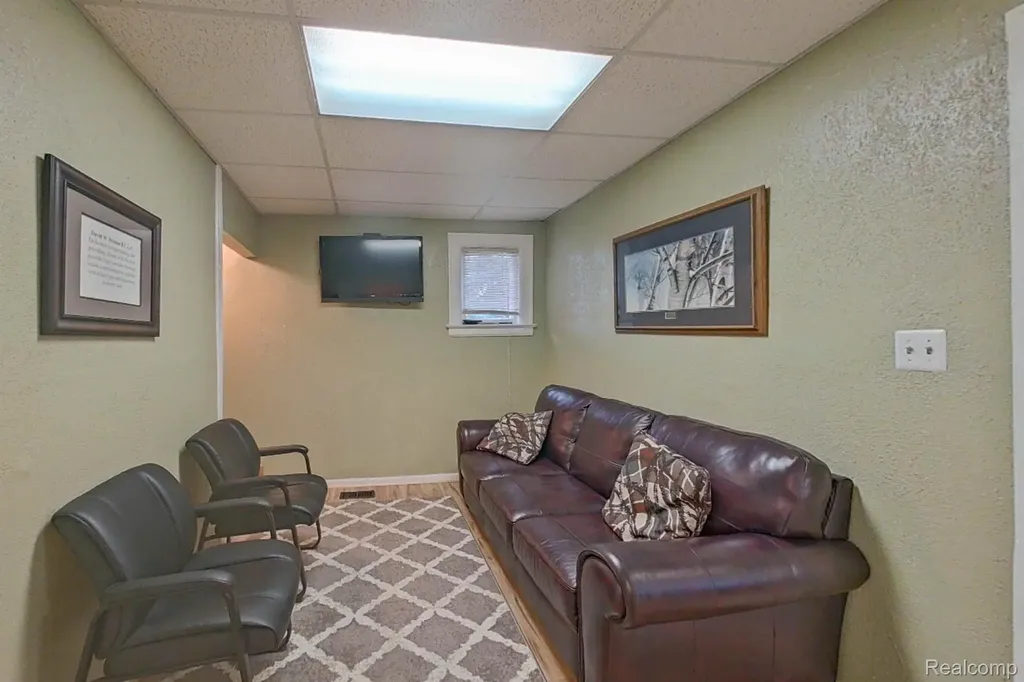 515 E Grand River Avenue Howell City MI 48843