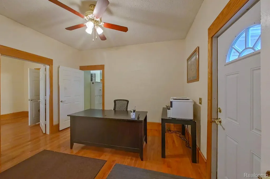 515 E Grand River Avenue Howell City MI 48843