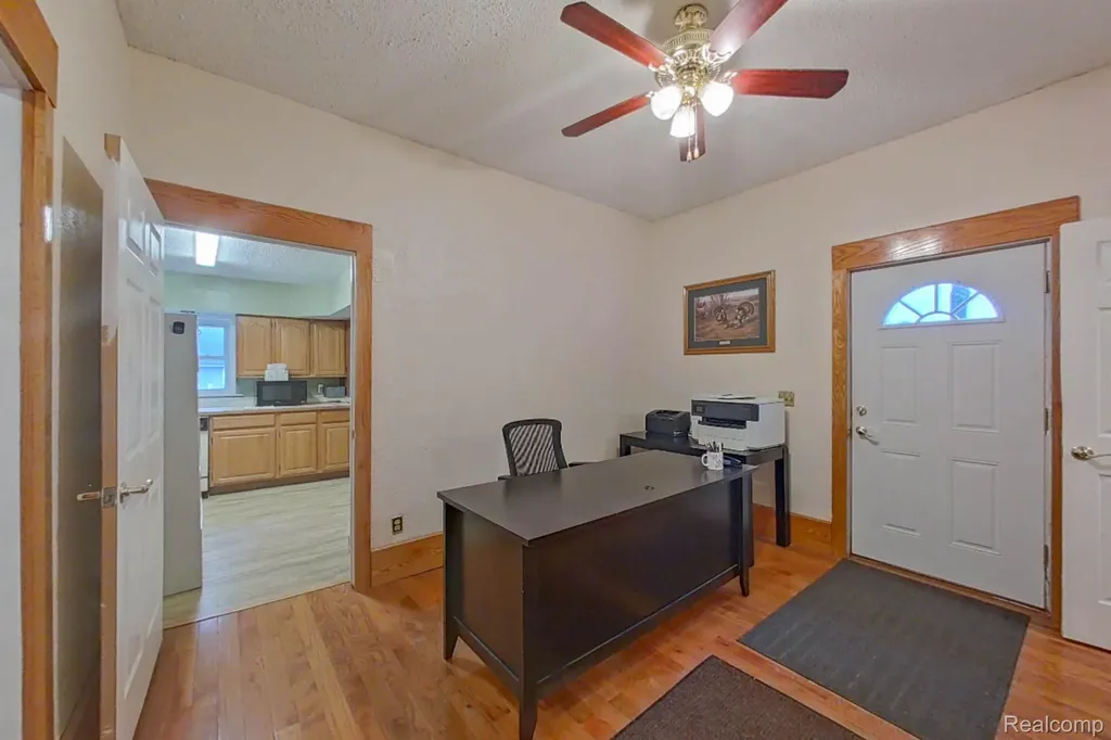 515 E Grand River Avenue Howell City MI 48843