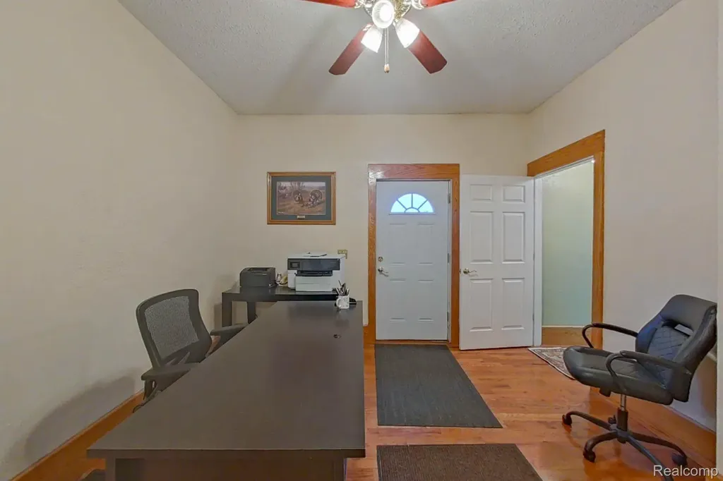 515 E Grand River Avenue Howell City MI 48843