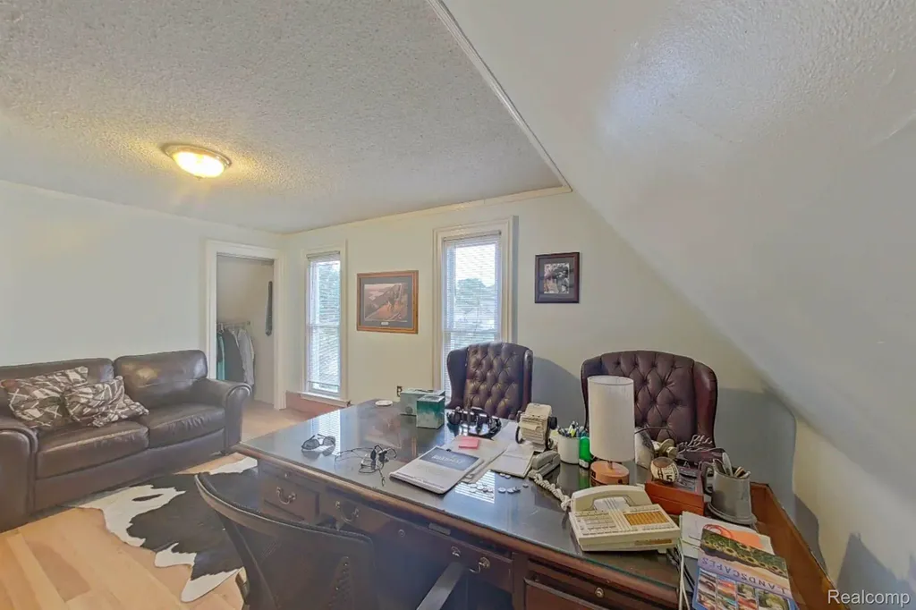 515 E Grand River Avenue Howell City MI 48843