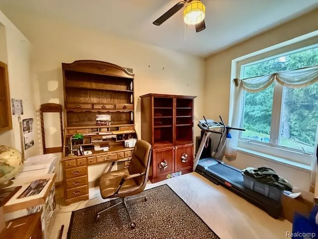 889 Cronkite Drive Orion Charter Township MI 48362
