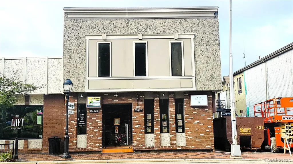 33409 Grand River Avenue Farmington City MI 48335