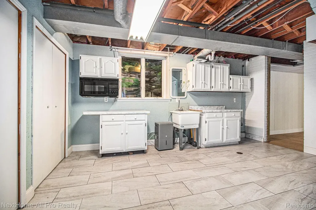 7195 Curtis Road Salem Township MI 48168