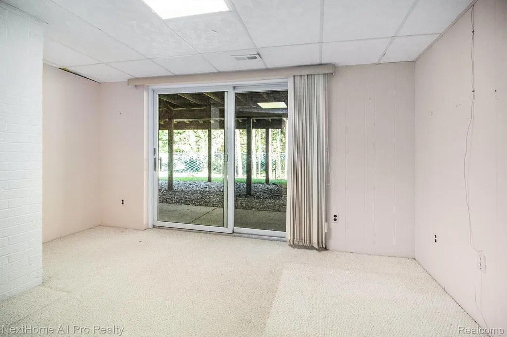 7195 Curtis Road Salem Township MI 48168