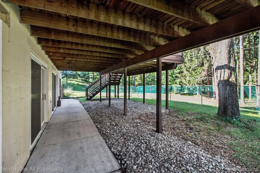 7195 Curtis Road Salem Township MI 48168