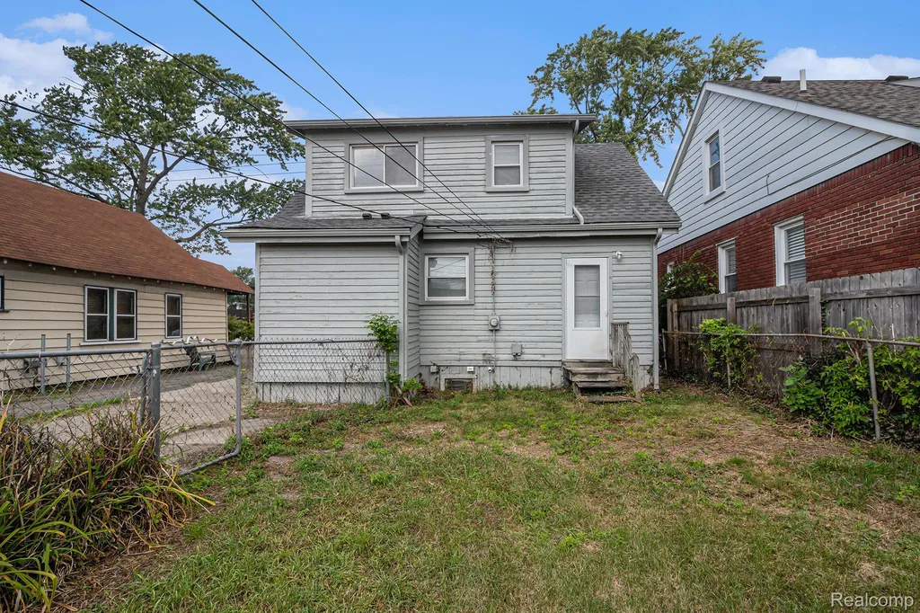 1054 E Troy Street Ferndale City MI 48220