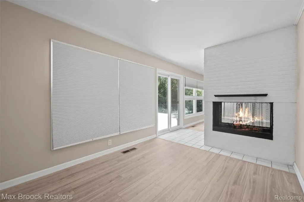 5312 Cambourne Place West Bloomfield Charter Township MI 48322