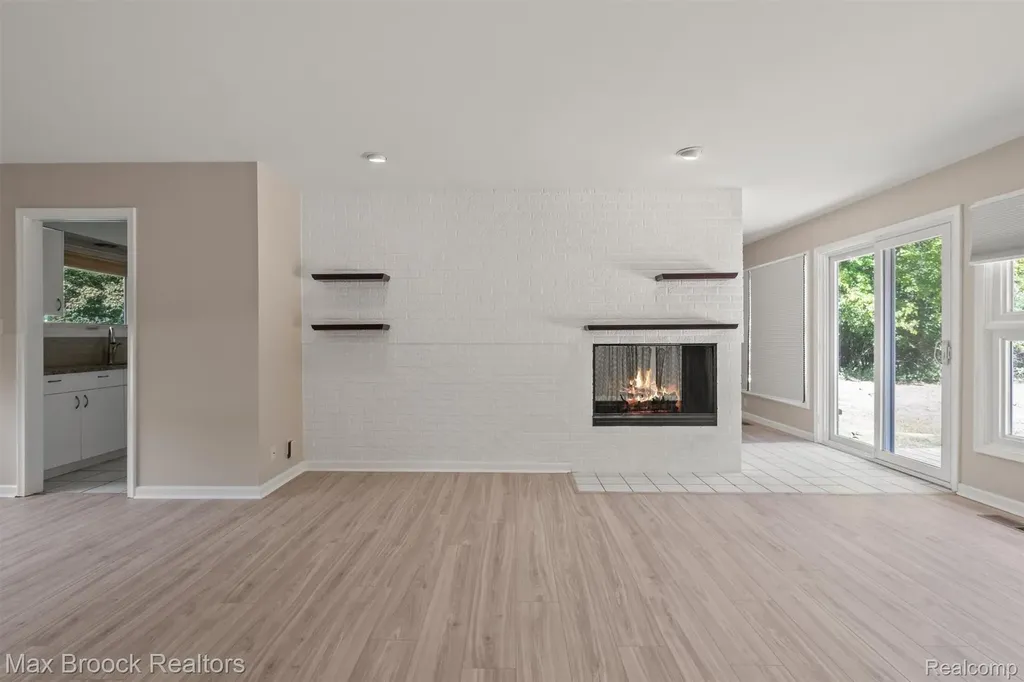 5312 Cambourne Place West Bloomfield Charter Township MI 48322