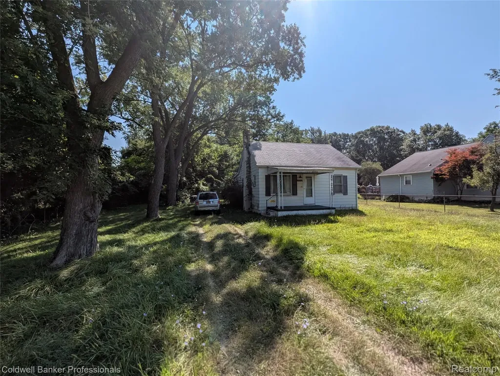 1750 N Hix Road Westland City MI 48185