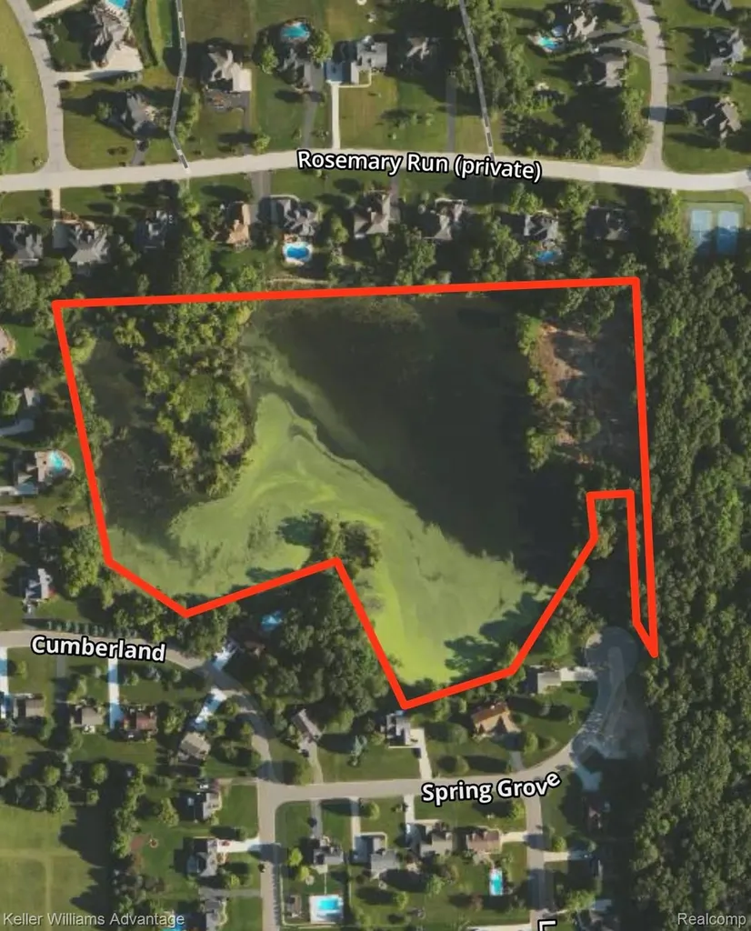 10493 Spring Grove Brighton City MI 48114