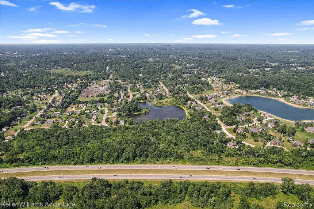 10493 Spring Grove Brighton City MI 48114