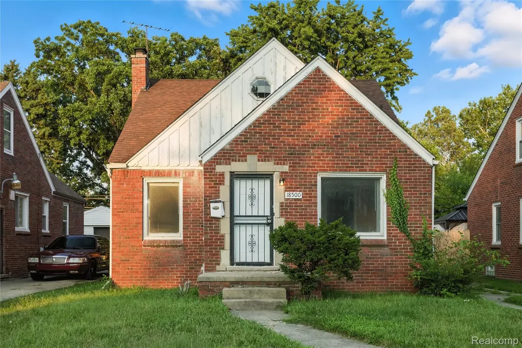 18500 S Freeland Street S Detroit City MI 48235