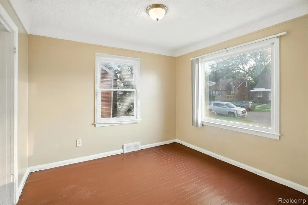 18500 S Freeland Street S Detroit City MI 48235