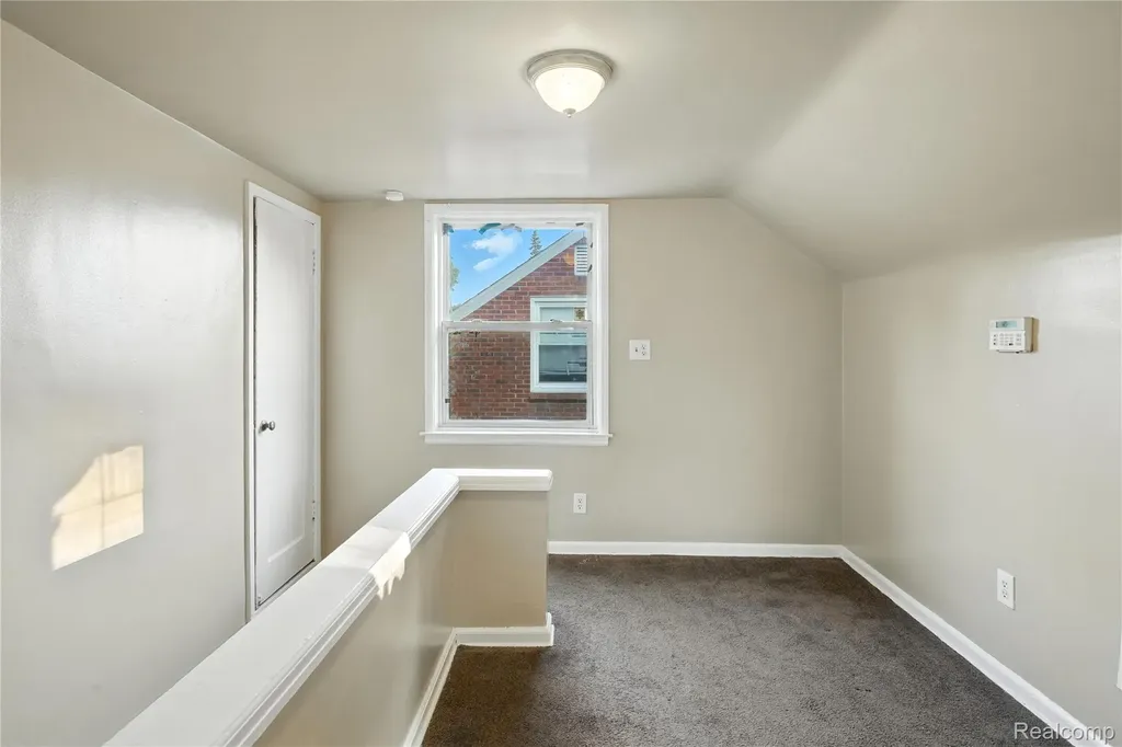 18500 S Freeland Street S Detroit City MI 48235