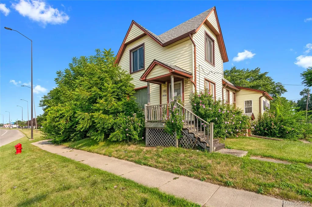 15602 Northline Road Southgate City MI 48195