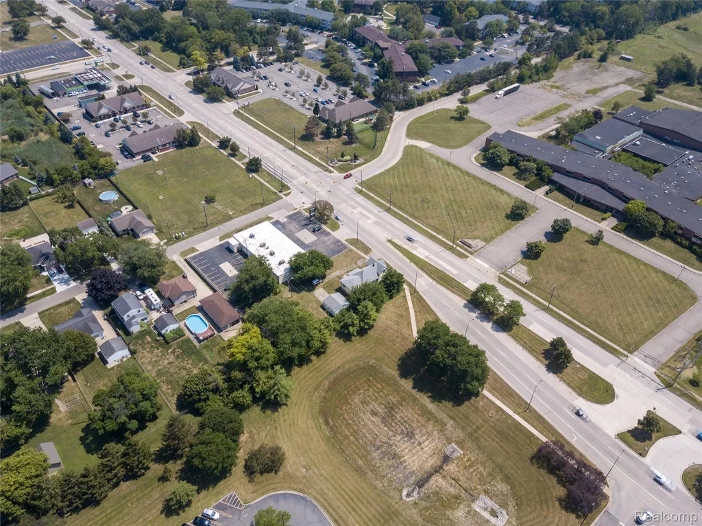 15602 Northline Road Southgate City MI 48195
