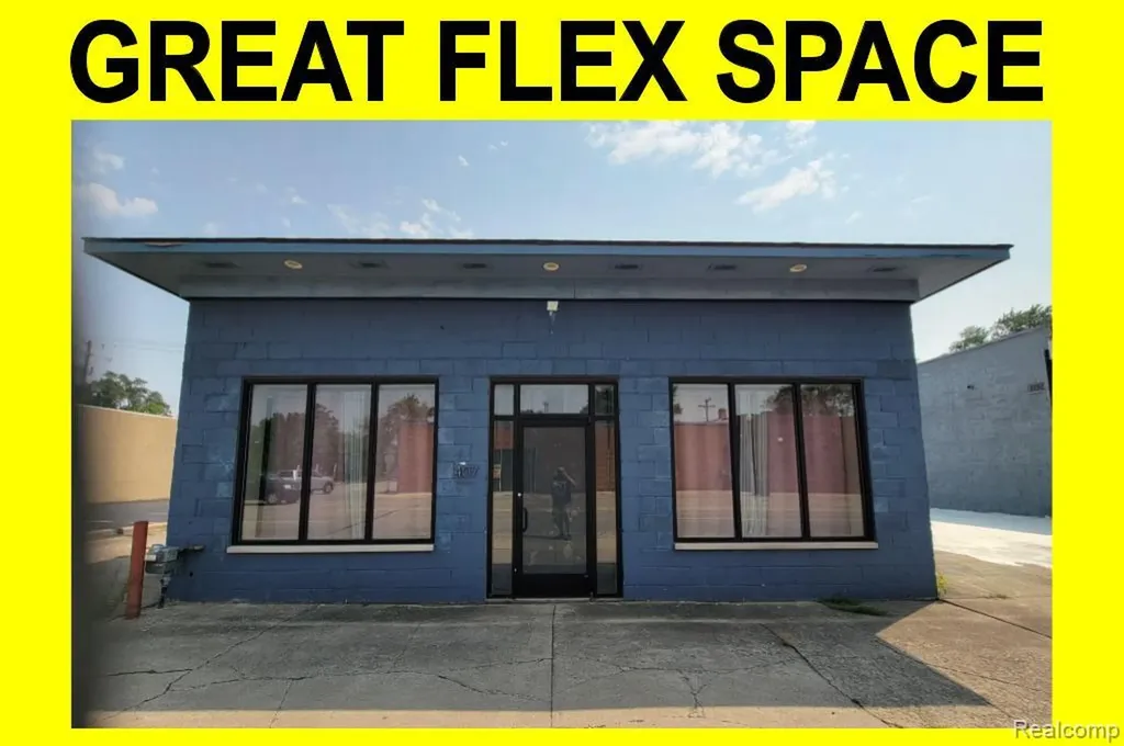 407 W 9 Mile Road Hazel Park City MI 48030
