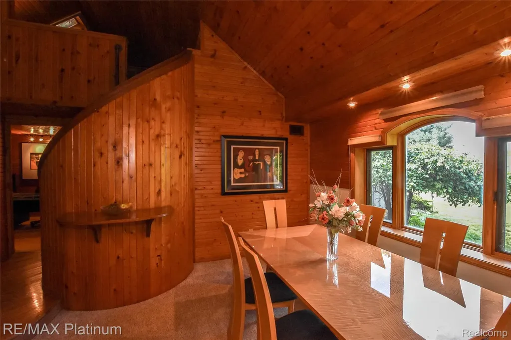 5160 Fenton Road Hartland Township MI 48430