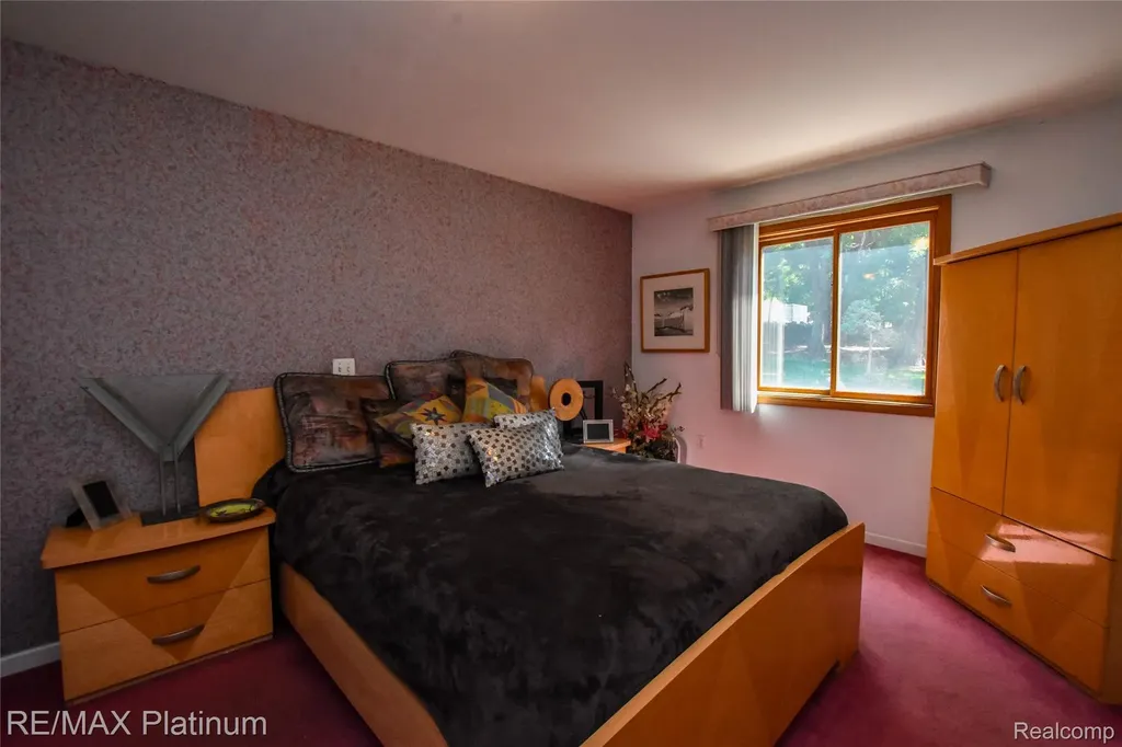 5160 Fenton Road Hartland Township MI 48430