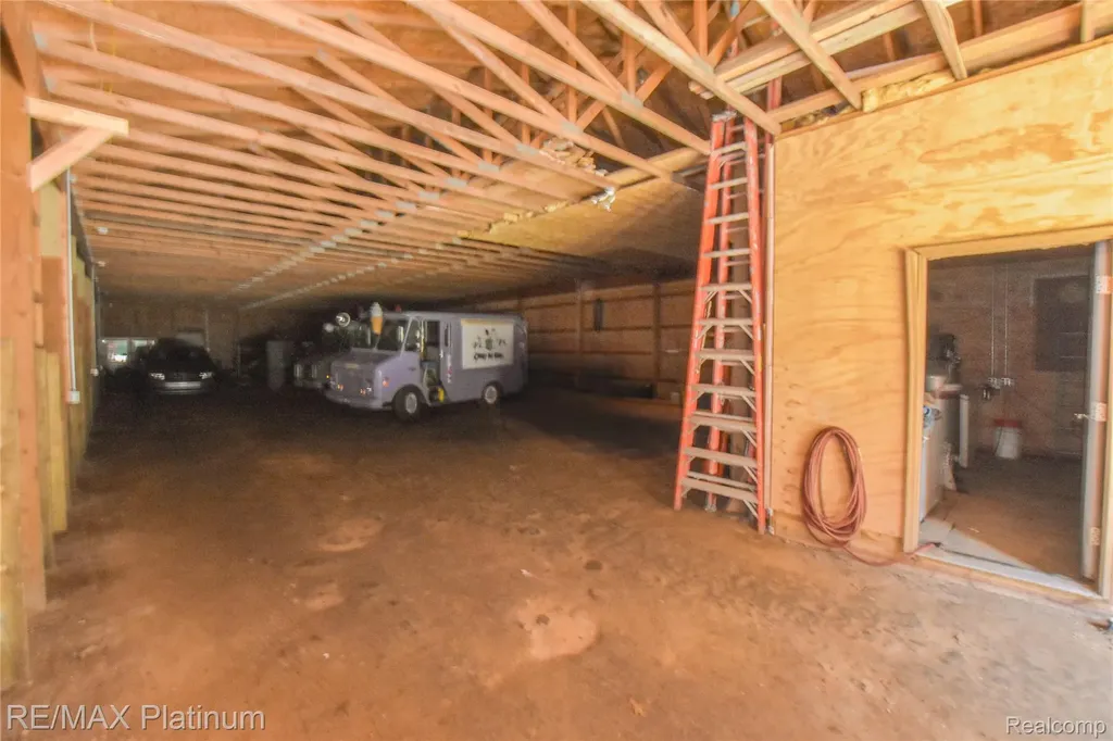 5160 Fenton Road Hartland Township MI 48430