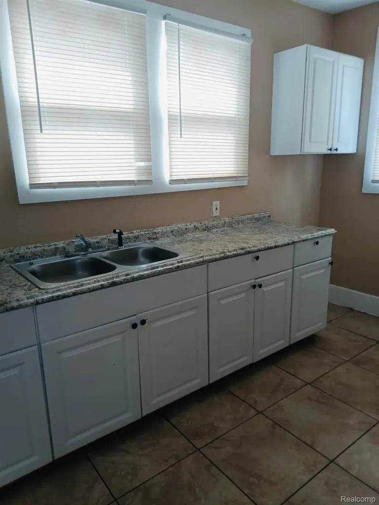 12645 Stoepel Street Detroit City MI 48238
