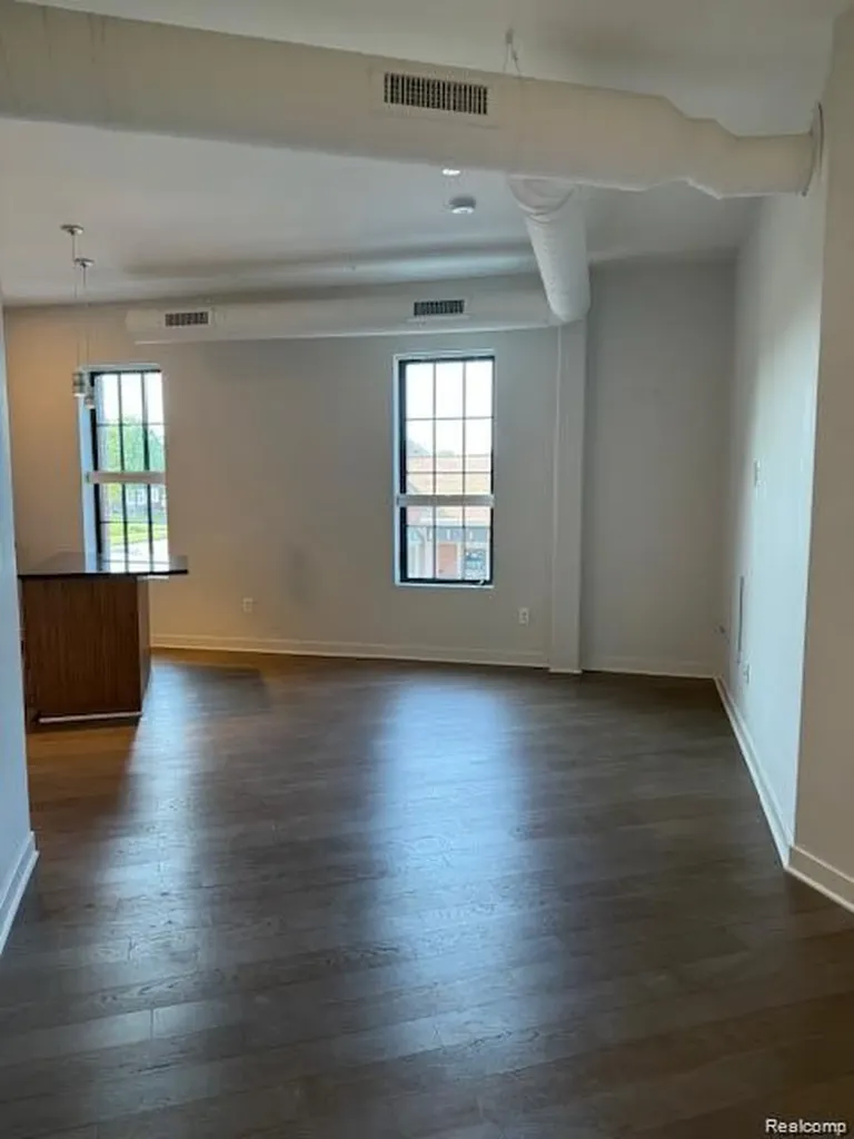 804 N Main Street Rochester City MI 48307