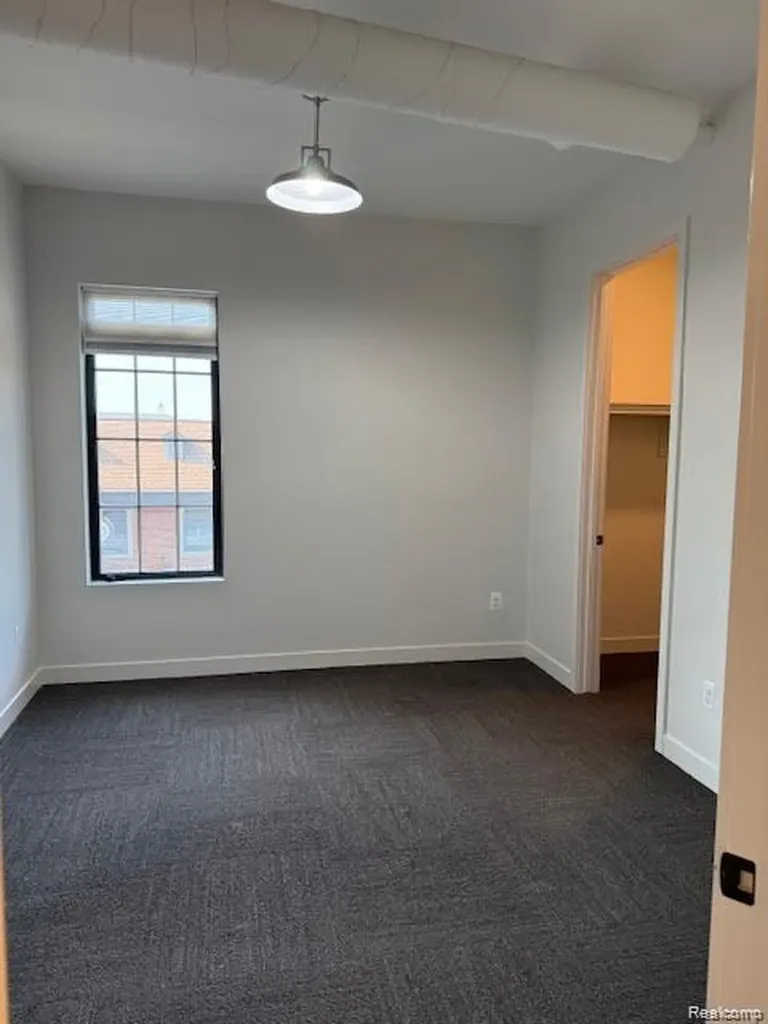 804 N Main Street Rochester City MI 48307