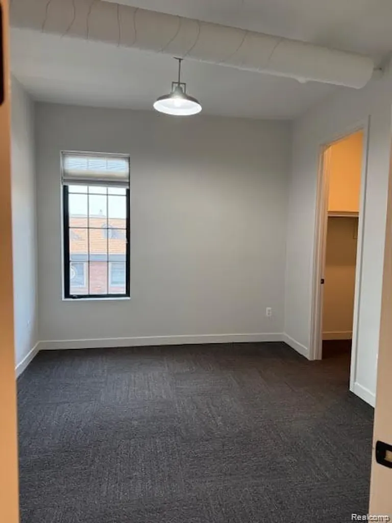 804 N Main Street Rochester City MI 48307