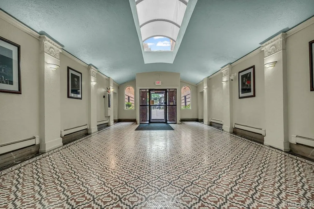 120 Seward Street Detroit City MI 48202