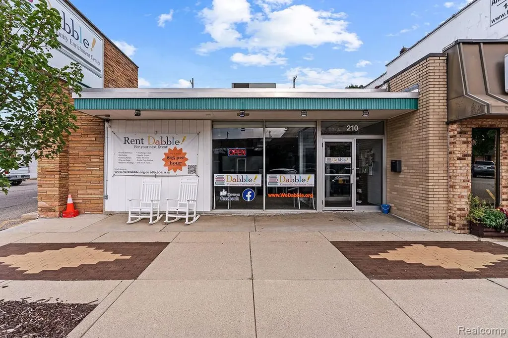 210 N Saginaw Street Durand City MI 48429