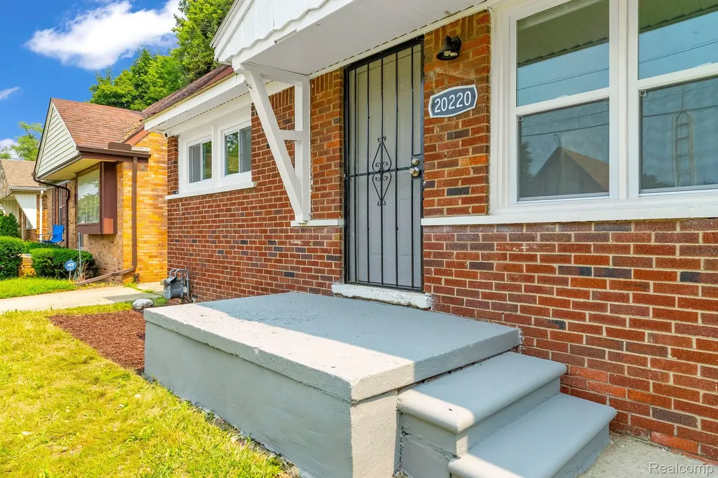 20220 Lahser Road Detroit City MI 48219