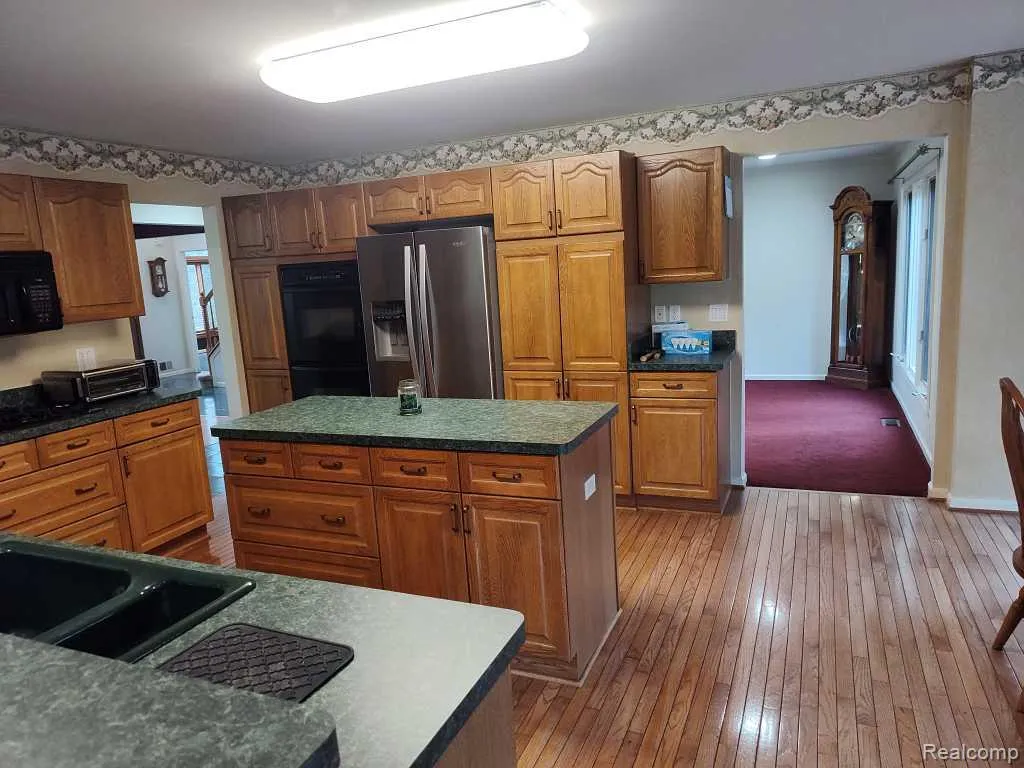 1339 Pond Bluff Way Brighton City MI 48114