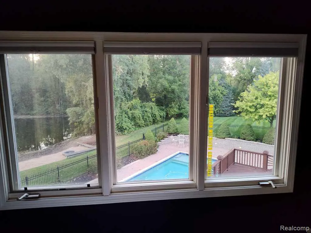 1339 Pond Bluff Way Brighton City MI 48114