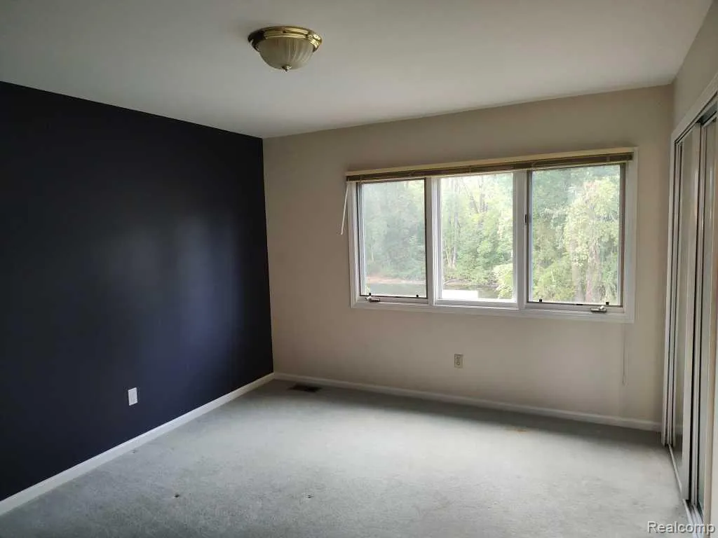 1339 Pond Bluff Way Brighton City MI 48114