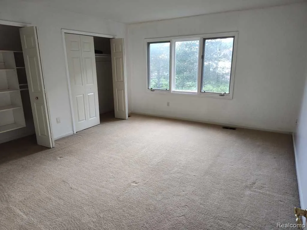 1339 Pond Bluff Way Brighton City MI 48114